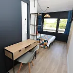 Restaurant Cirius מלון מונרו-לה-בה