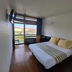 Restaurant Cirius فندق مونتروند-ليه-بان