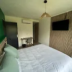 מלון Restaurant Cirius מונרו-לה-בה