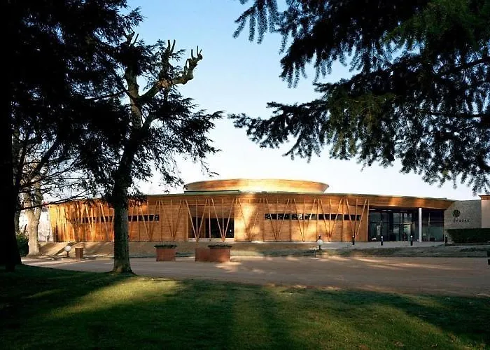 Hotel Restaurant Cirius 2*